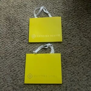 Kendra Scotty Small Pape  Shopping Bag